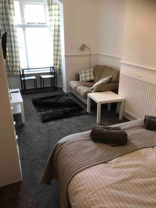 1Studio Avenue House Scarborough Extérieur photo